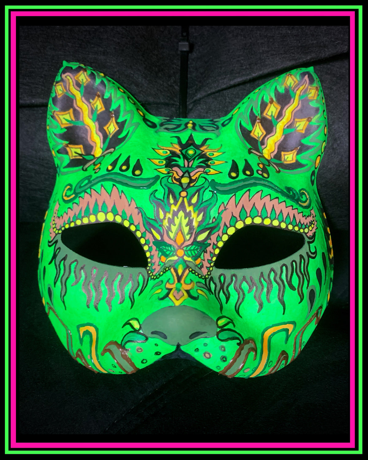 Green Magic Meow Mask
